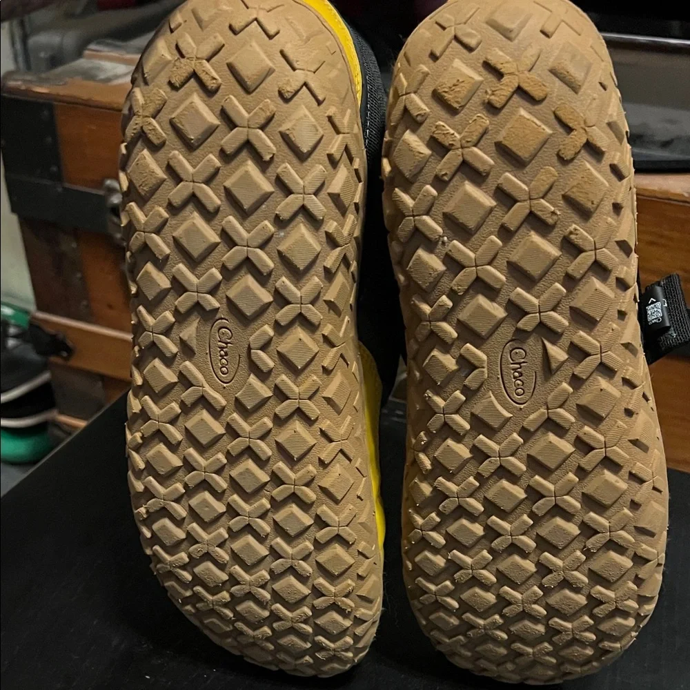 CHACO RAMBLE PUFF QUILTED ANKLE BOOTS WATER RESISTANT FOREST GREEN SIZE 10